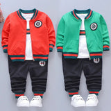 Traje de tres piezas para niños de otoño