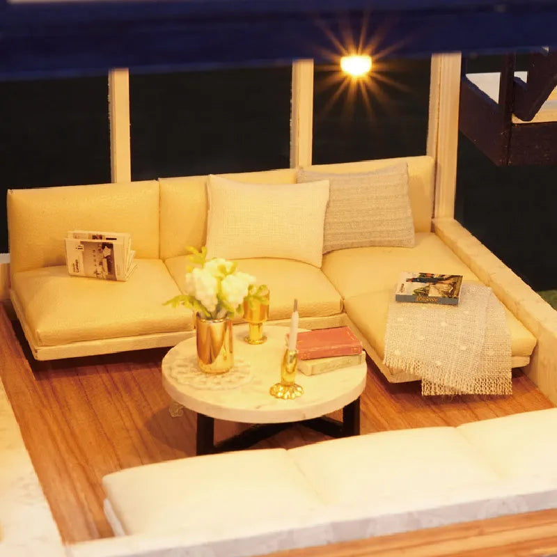 Maison de poupée, - Enfance-Heureuse