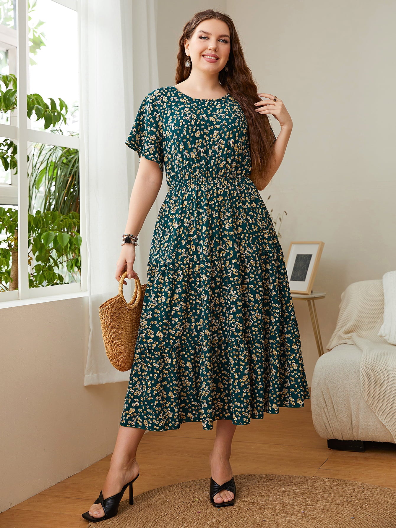 Honey Plus Size Floral Round Neck Short Sleeve Midi Dress - Enfance-Heureuse