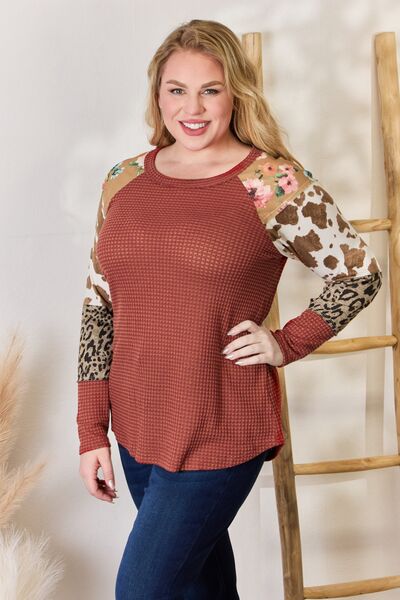 Hailey & Co Full Size Leopard Waffle-Knit Blouse - Enfance-Heureuse