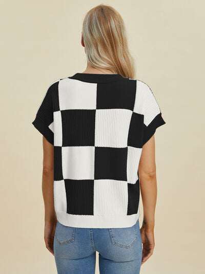 Double Take Full Size Checkered Round Neck Short Sleeve Sweater - Enfance-Heureuse