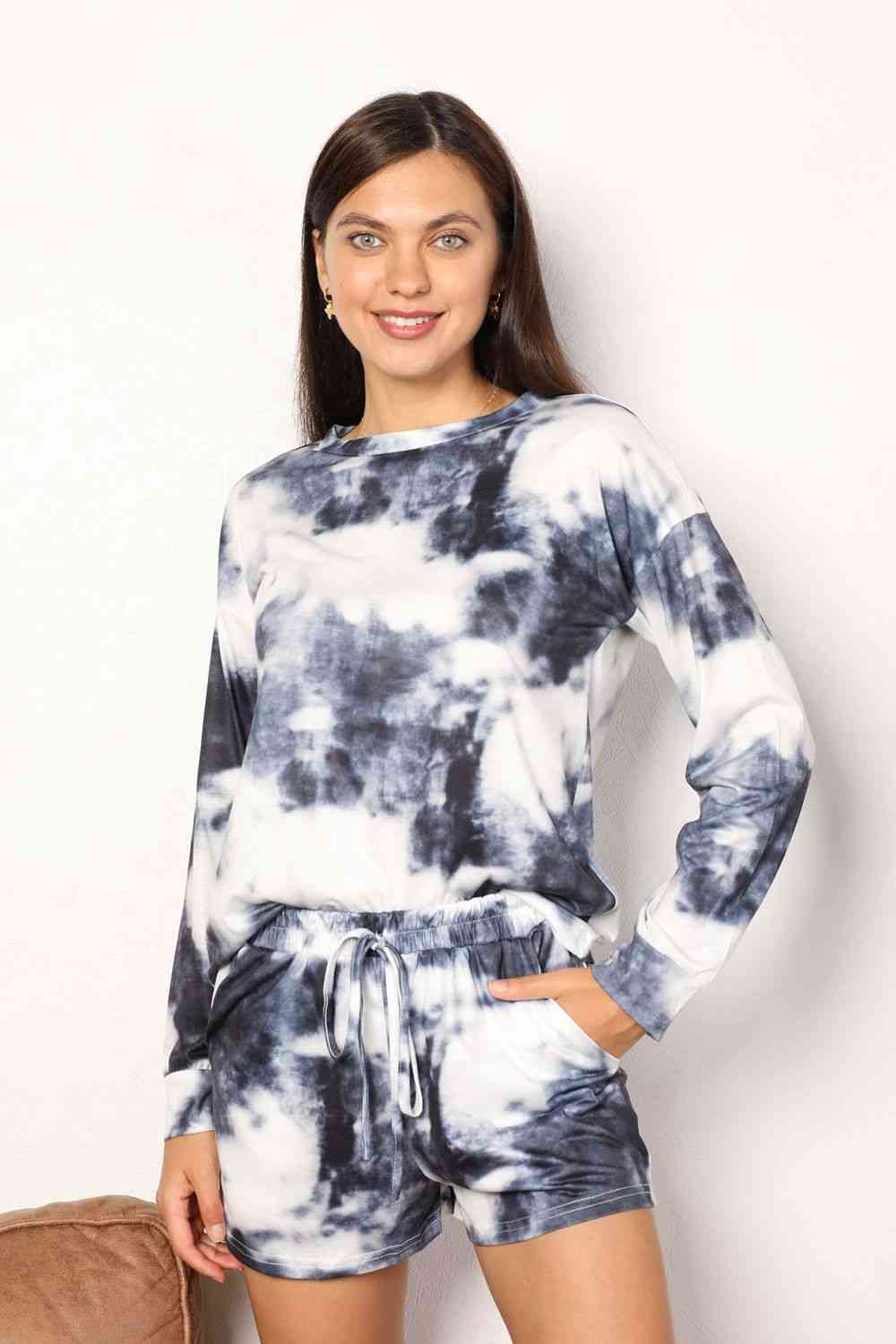 Shiny Tie-Dye Round Neck Top and Shorts Lounge Set - Enfance-Heureuse
