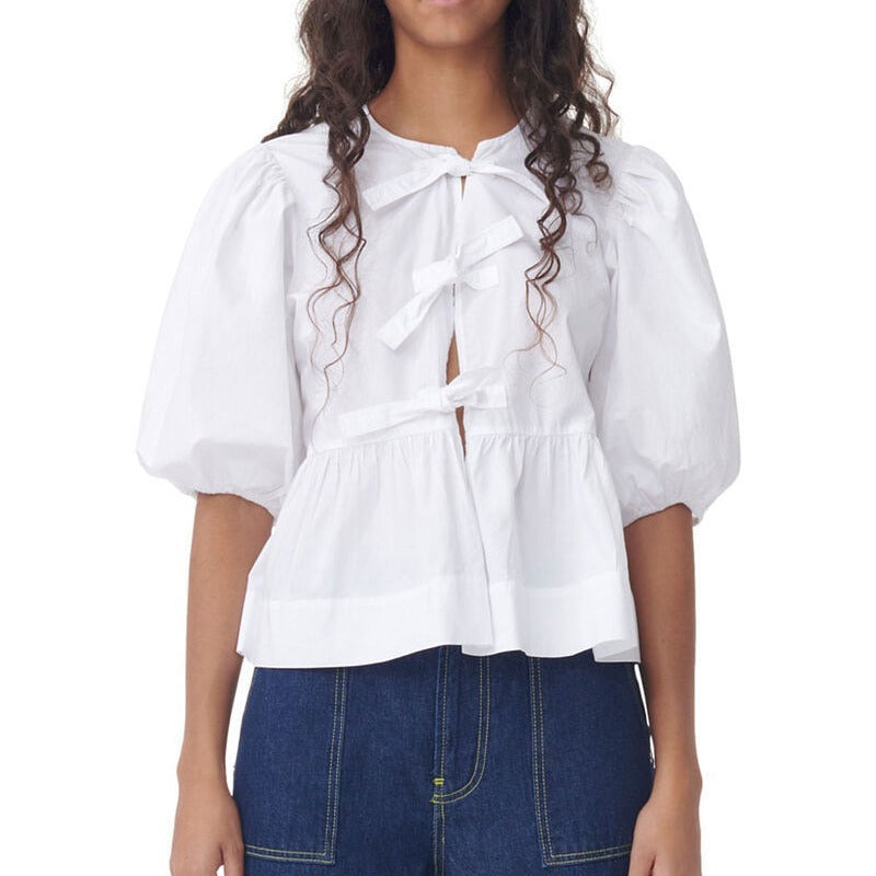 Camisa estampada de moda con media manga y cordones