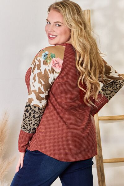 Hailey & Co Full Size Leopard Waffle-Knit Blouse - Enfance-Heureuse