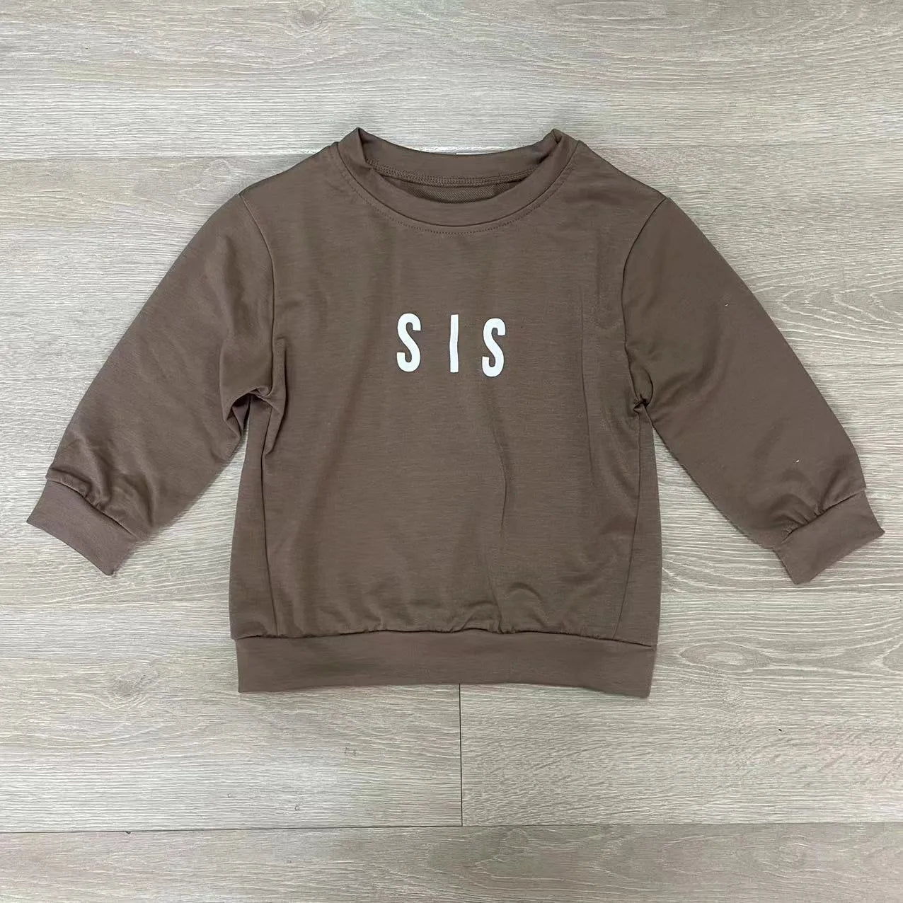 Sudadera informal con estampado de letras para niño