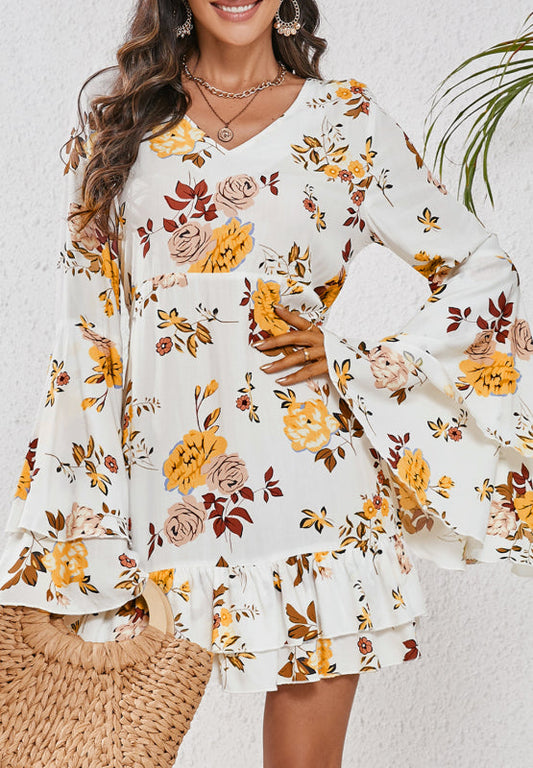 Mini-robe imprimée à col en V et manches évasées