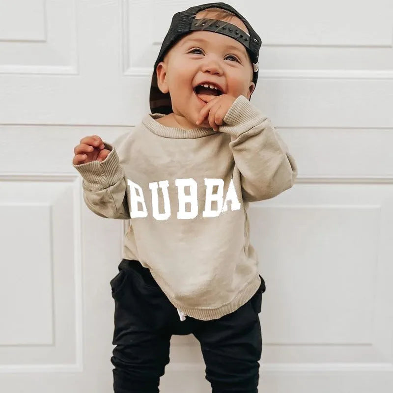 Sudadera informal con estampado de letras para niño